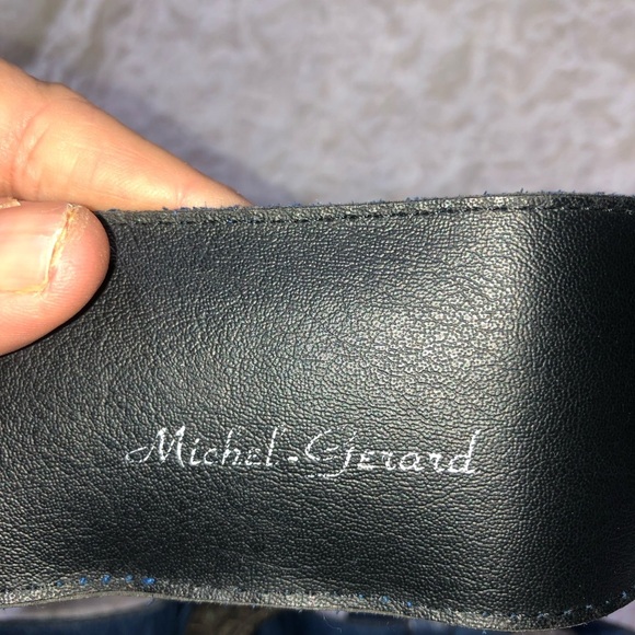 Michael Gerard size 3x Blue Embossed Leather Belt with Silver Buckle- used - Picture 6 of 9